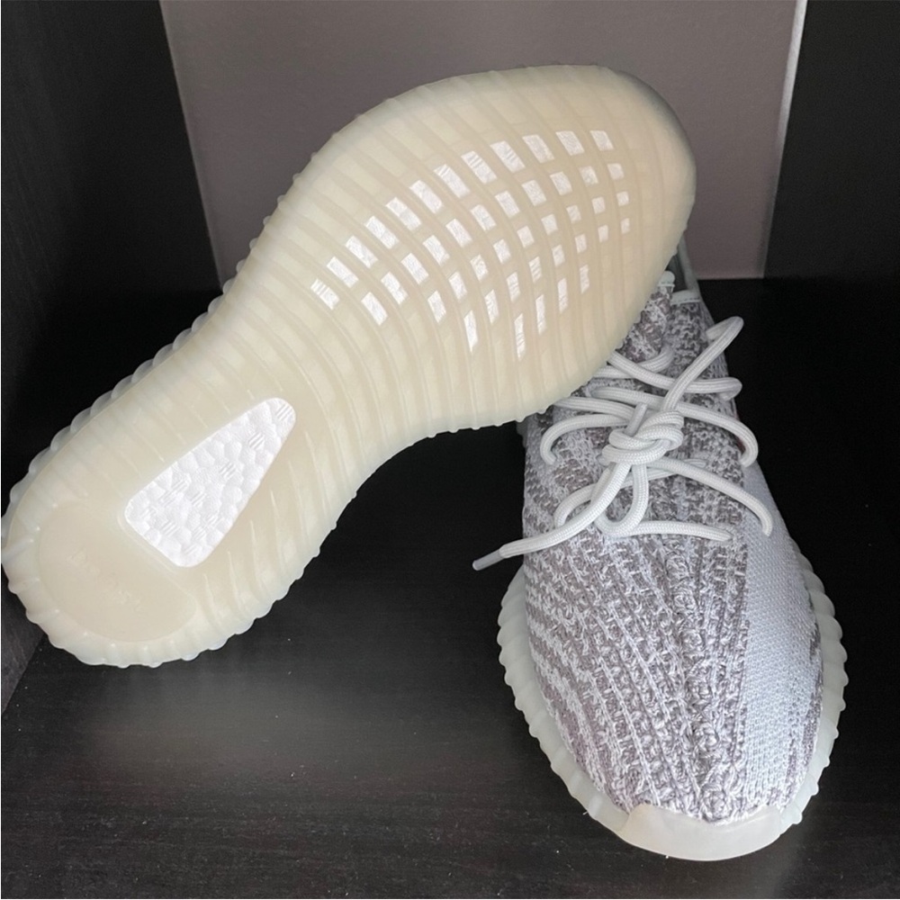 Yeezy boost blue tint - Picture 2 of 4
